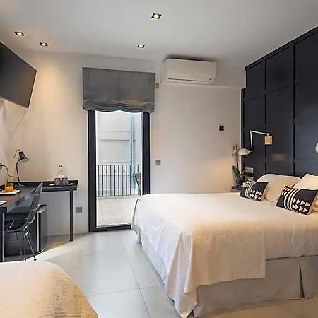 La Playa Hotel